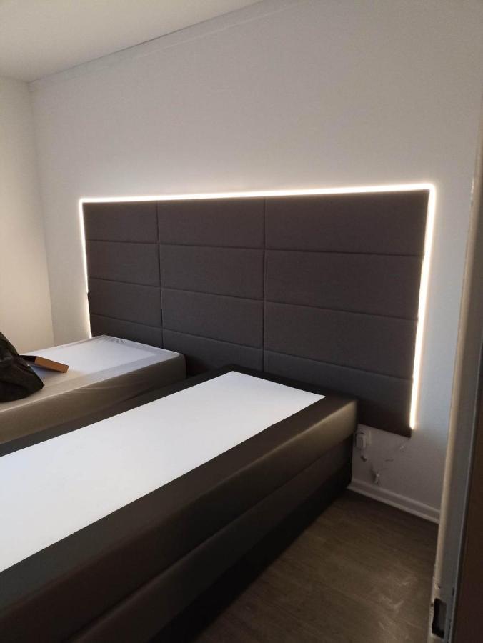 Hargarten-aux-Mines Appartement Gauche Avec Balcon מראה חיצוני תמונה