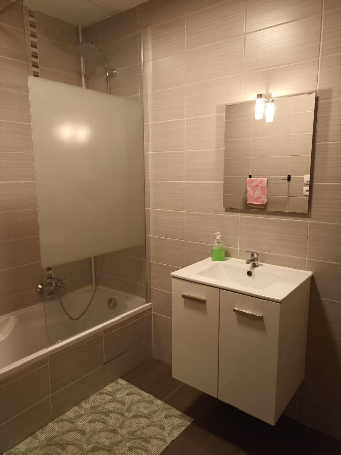 Hargarten-aux-Mines Appartement Gauche Avec Balcon מראה חיצוני תמונה
